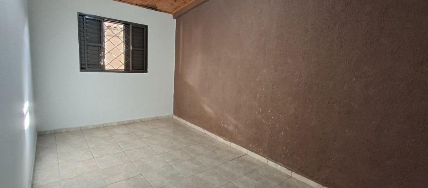 CASA NA VILA SANTA CECILIA em Assis