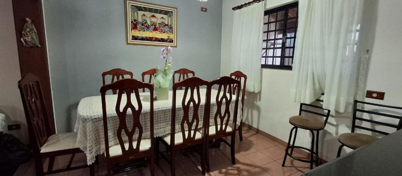 CASA NA VILA RIBEIRO em Assis