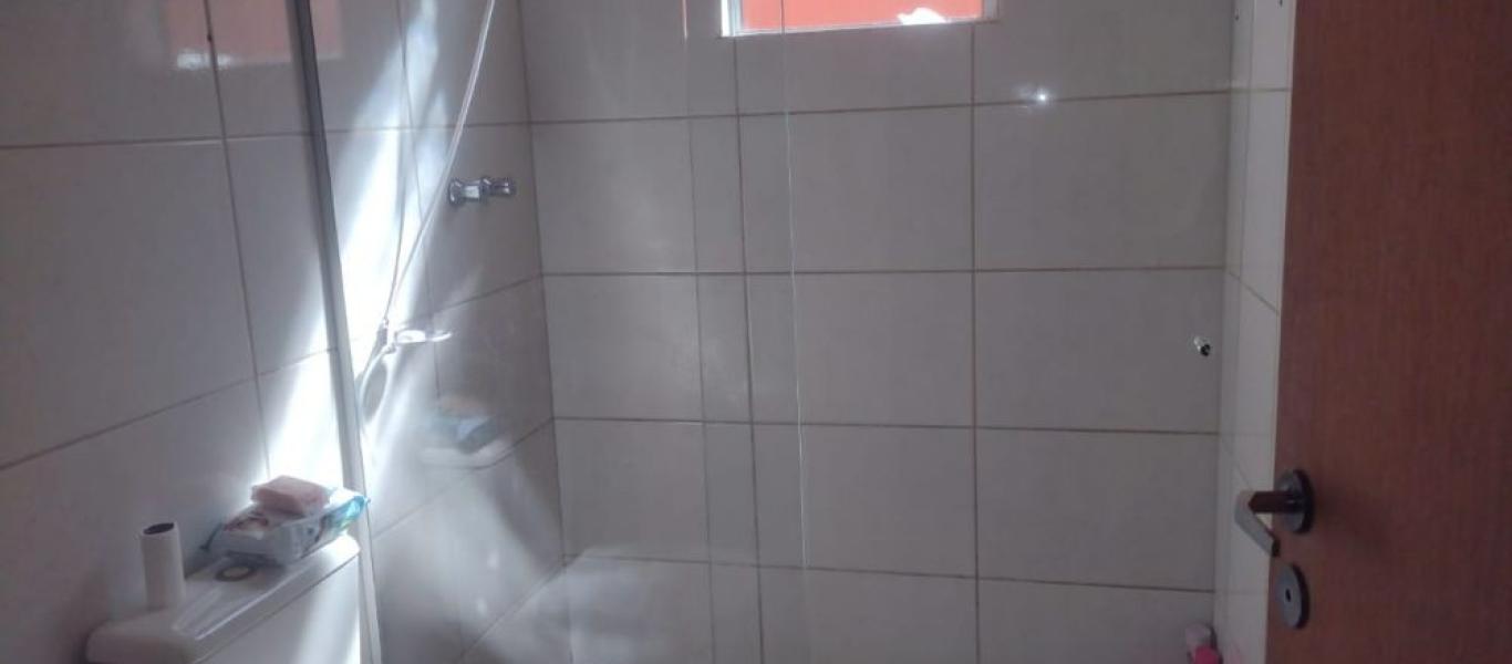 CASA NA Vila Tênis Clube em Assis