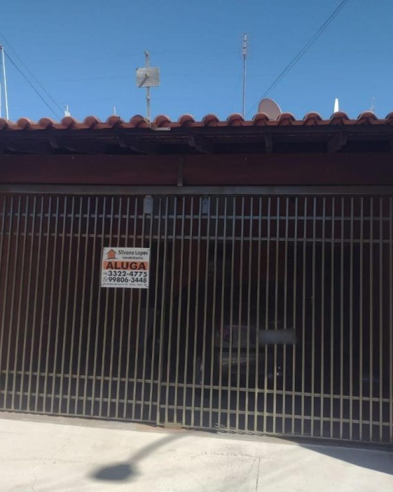 CASA NA Vila Tênis Clube em Assis