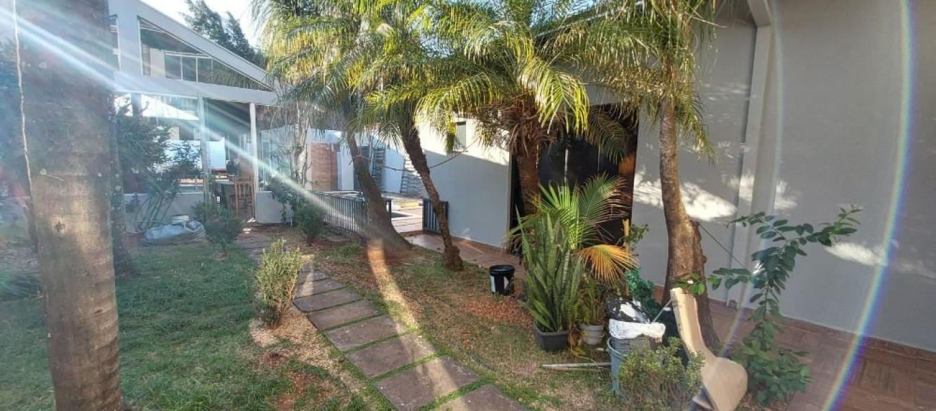 CASA NO Portal de São Francisco em Assis