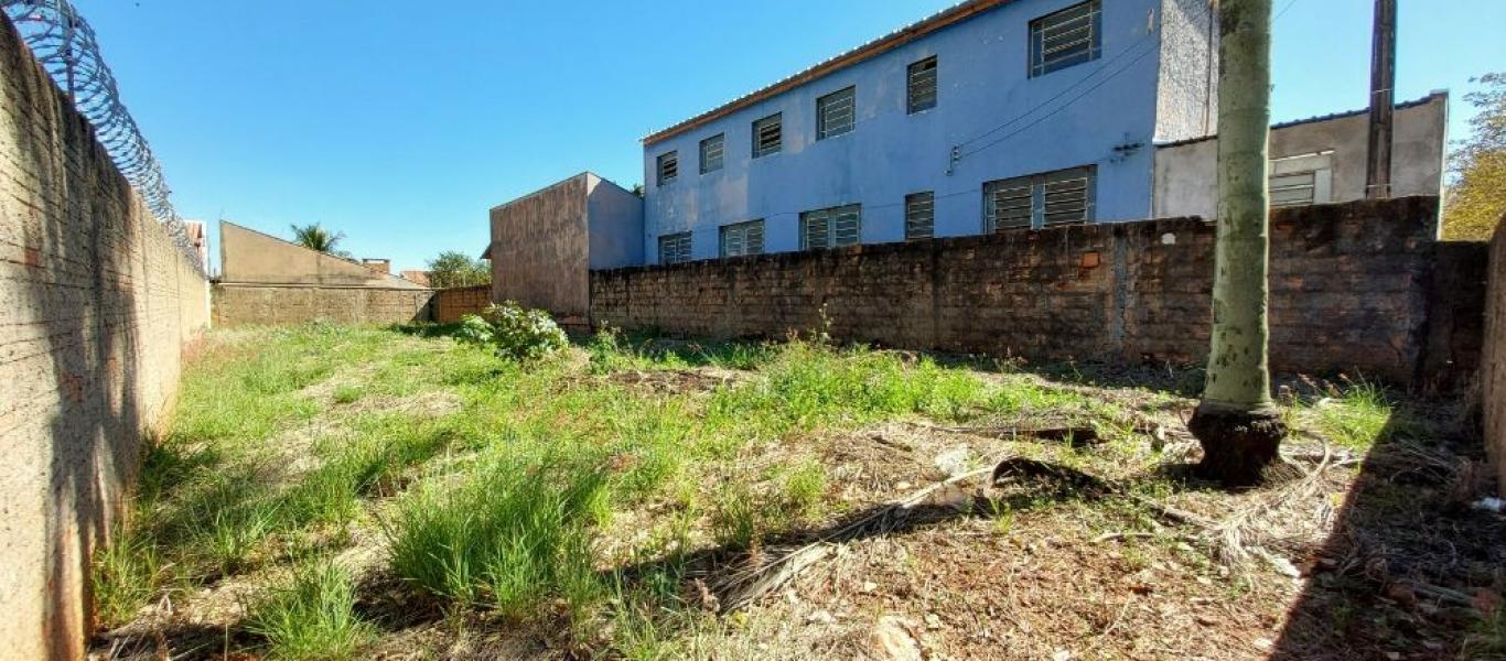 TERRENO NA Vila Ouro Verde em Assis