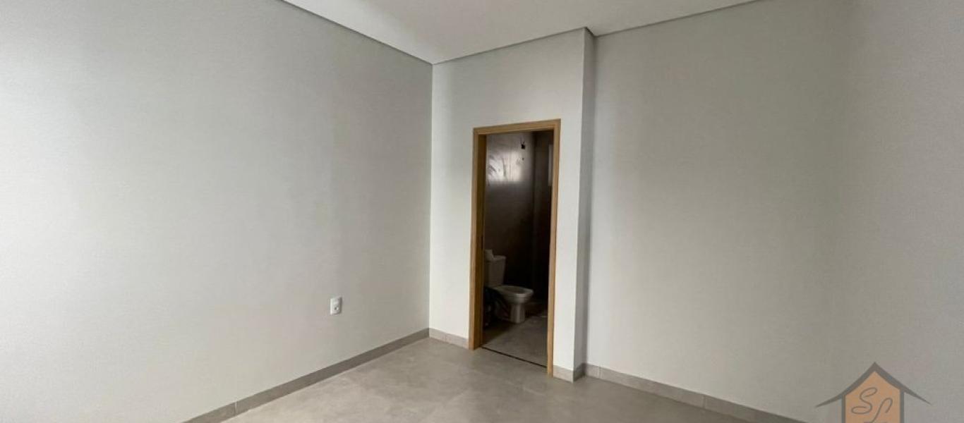 CASA NO RESIDENCIAL DANUSA em Assis