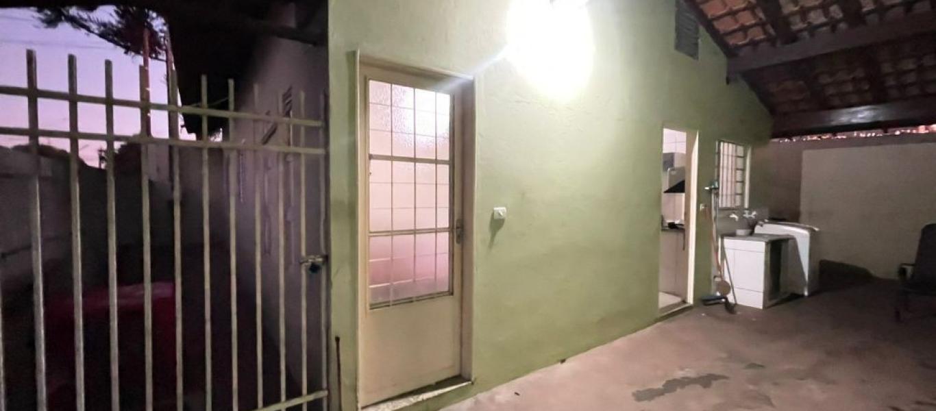 CASA NA Vila Rodrigues em Assis