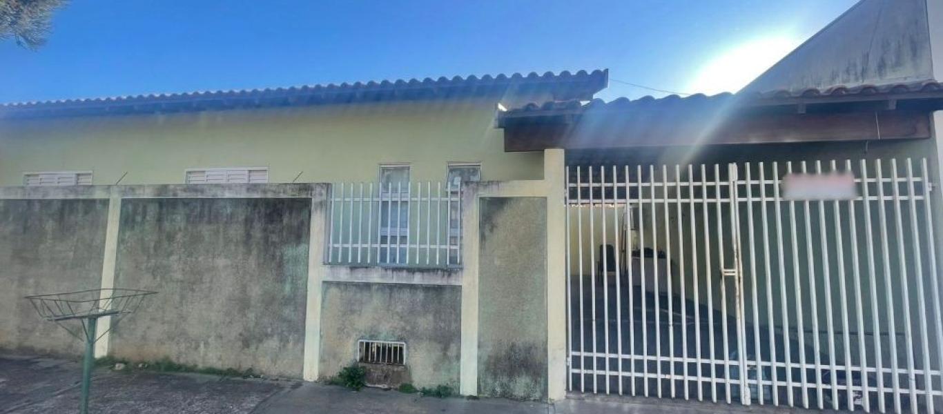 CASA NA Vila Rodrigues em Assis