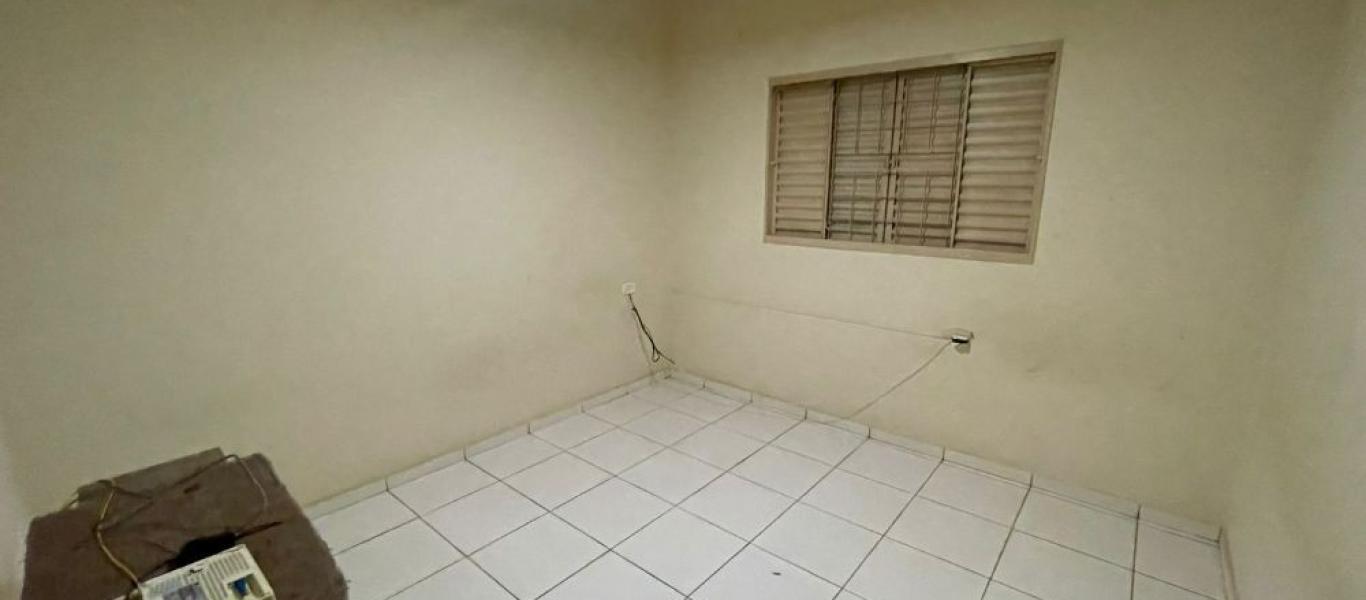 CASA NA Vila Rodrigues em Assis