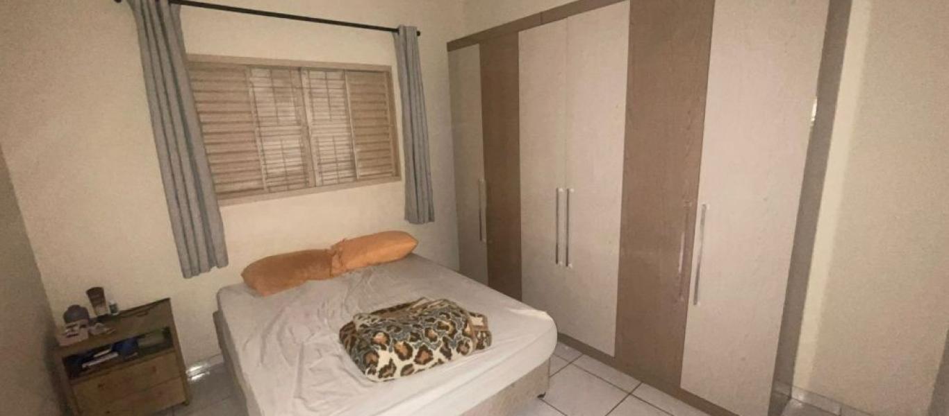 CASA NA Vila Rodrigues em Assis
