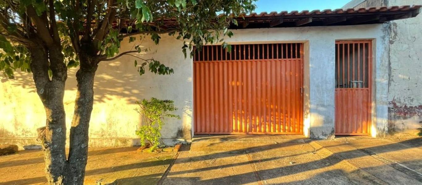 CASA NA Vila Maria Izabel em Assis