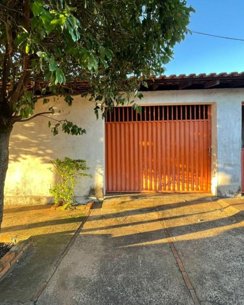 CASA NA Vila Maria Izabel em Assis