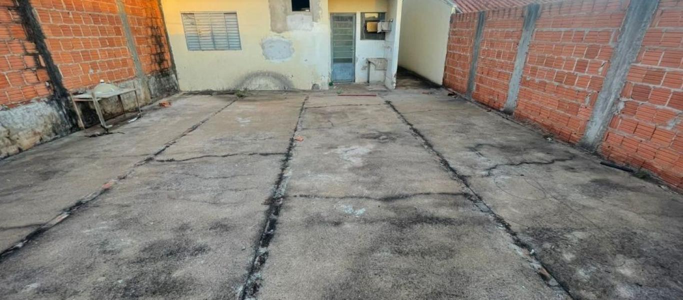 CASA NO Jardim Santa Clara em Assis