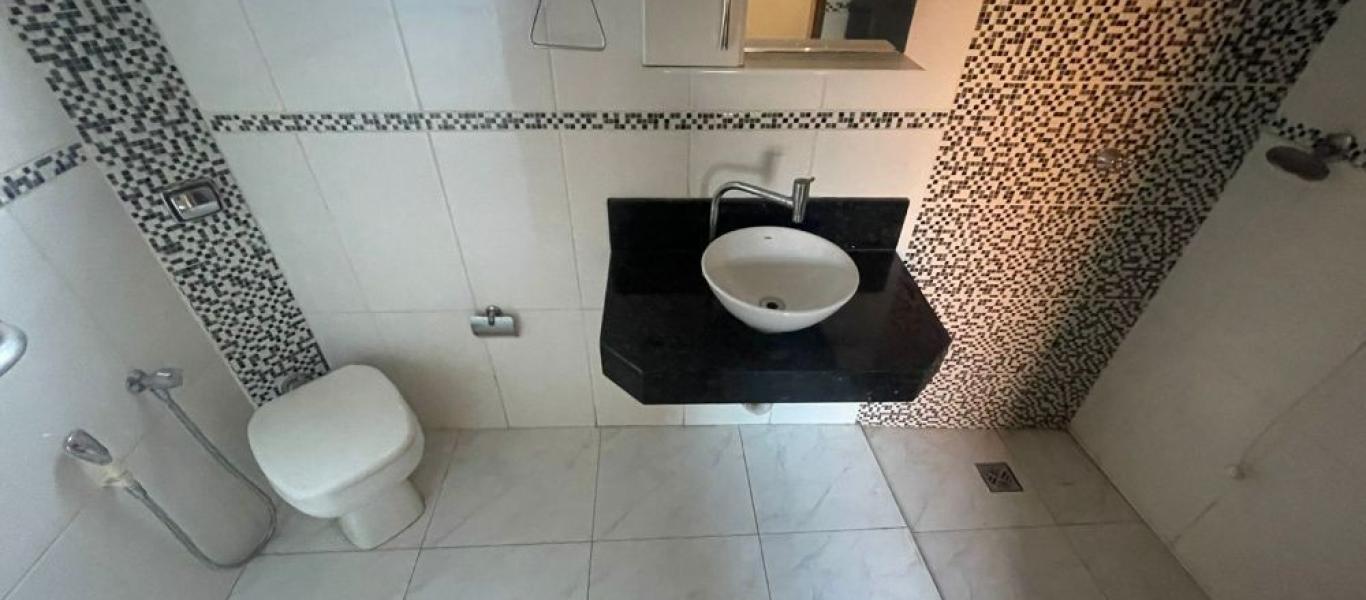 CASA NA Vila Operária em Assis