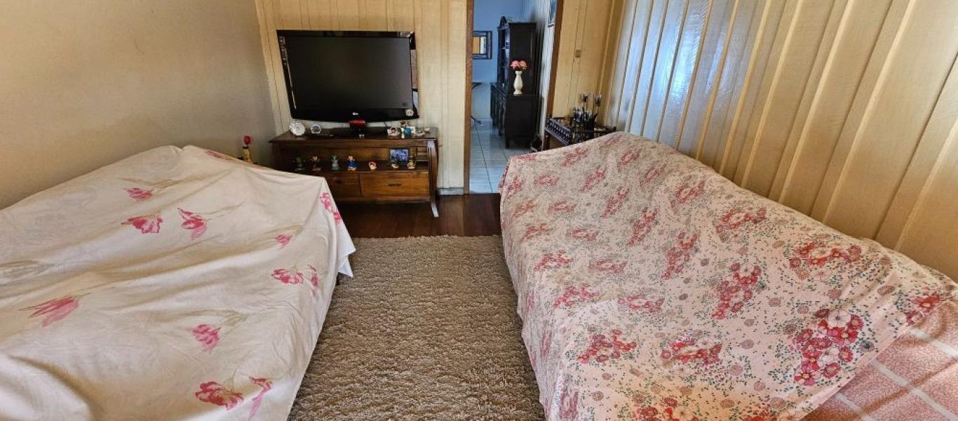 CASA NA Vila Paraíso em Assis