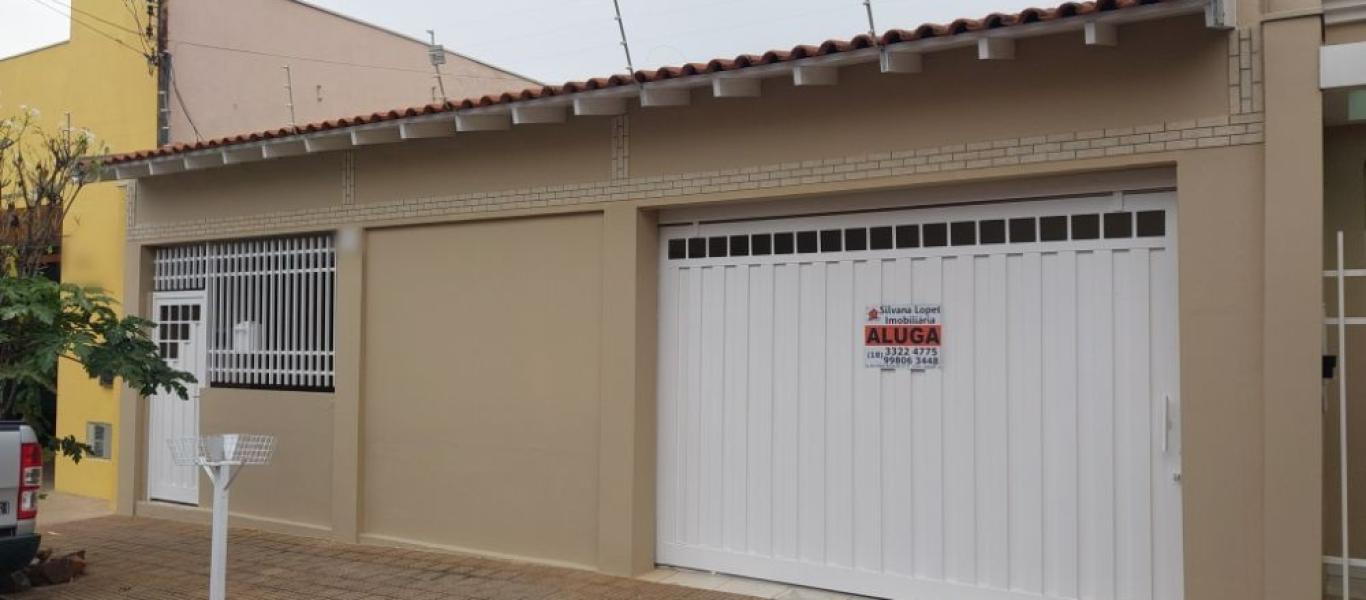 CASA NA Vila Tênis Clube em Assis