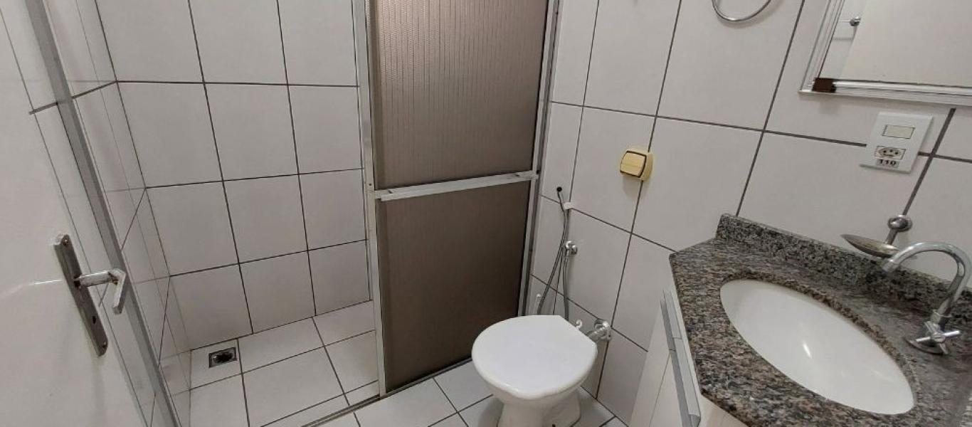 CASA NA Vila Tênis Clube em Assis