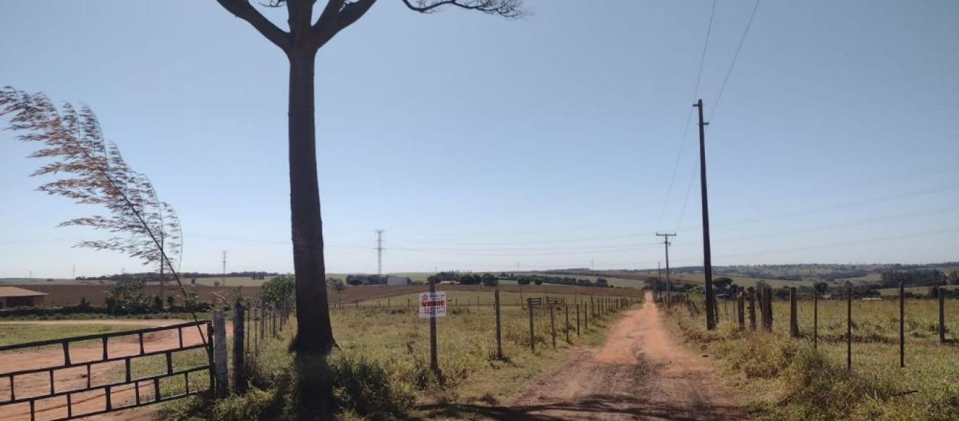 TERRENO NA RODOVIA ASSIS A PLATINA em ASSIS