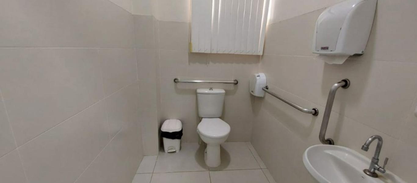 PONTO COMERCIAL NA Vila Claudia em Assis