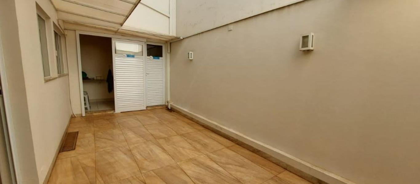 PONTO COMERCIAL NA Vila Claudia em Assis