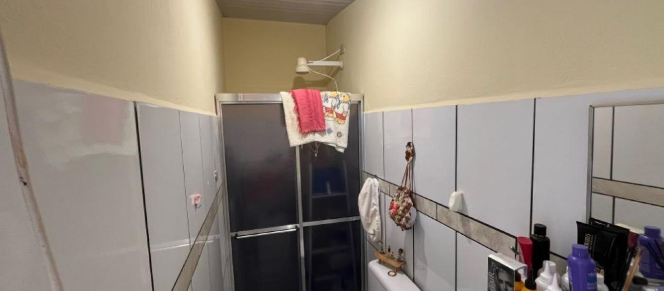 CASA NO Parque Universitário em Assis