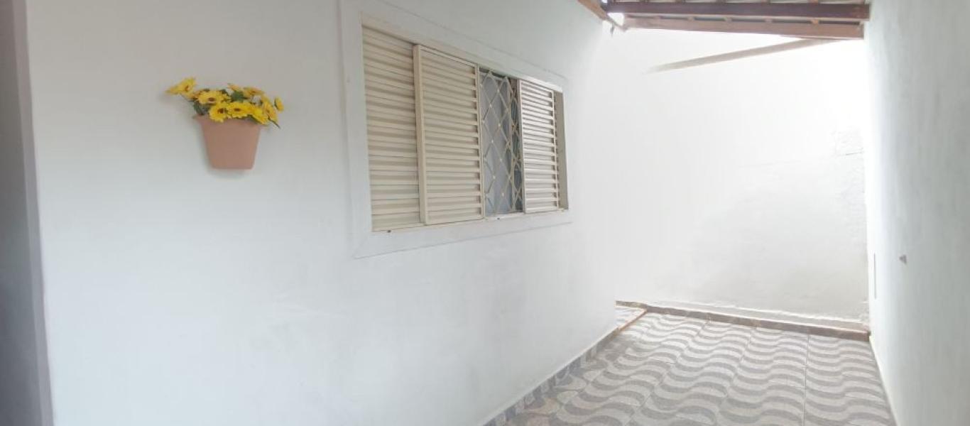 CASA NA Vila Nova Florínea em Assis