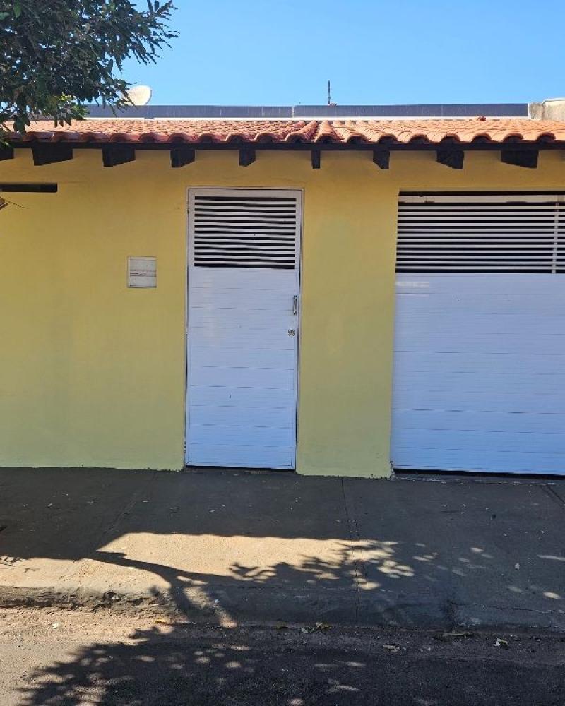 CASA NO Parque das Flores em Assis