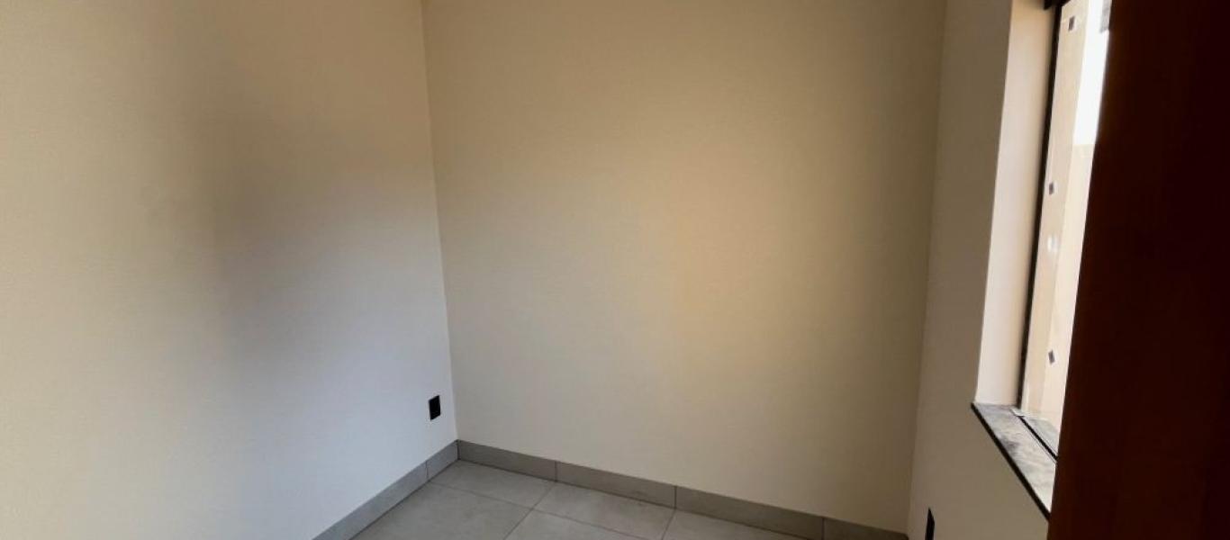 CASA NA Vila Silvestre em Assis