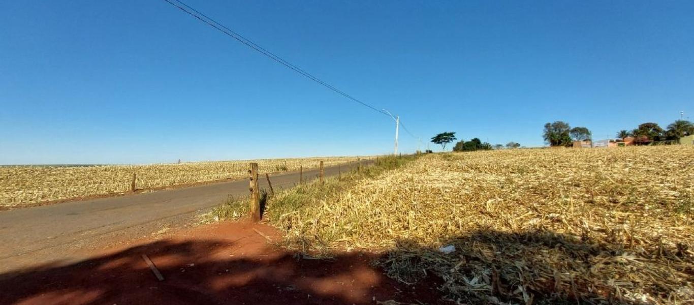 TERRENO NA SANTA TEREZINHA em Maracaí