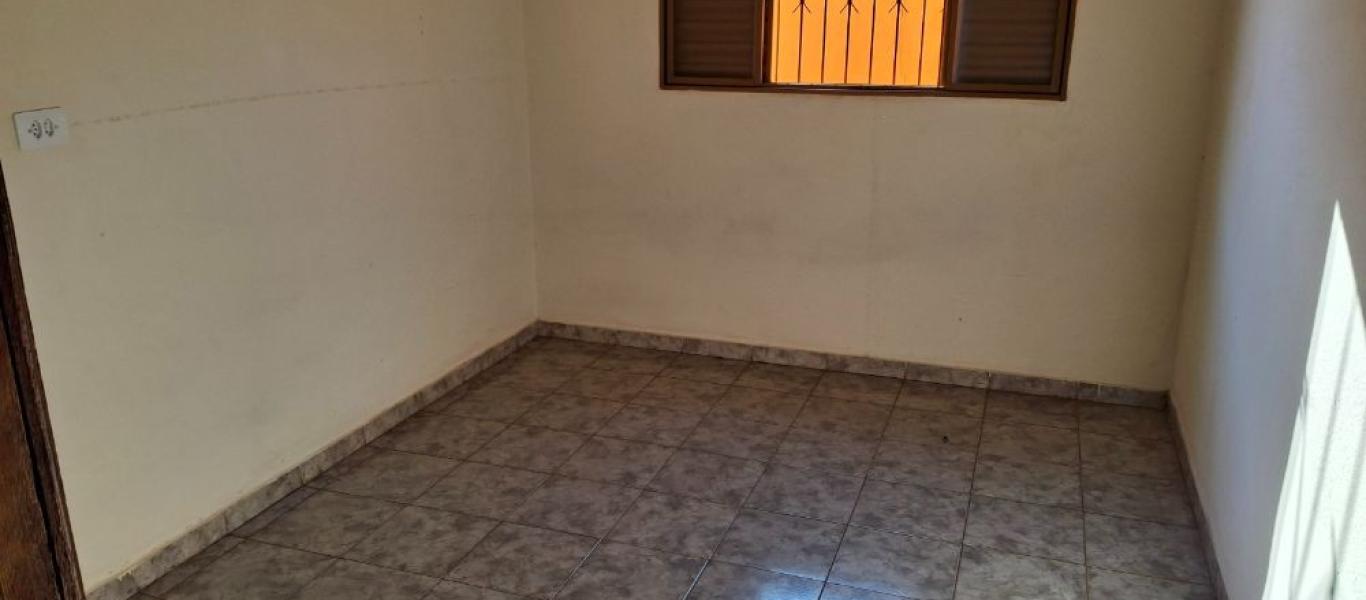 CASA NO Centro (Nova Alexandria) em Cândido Mota