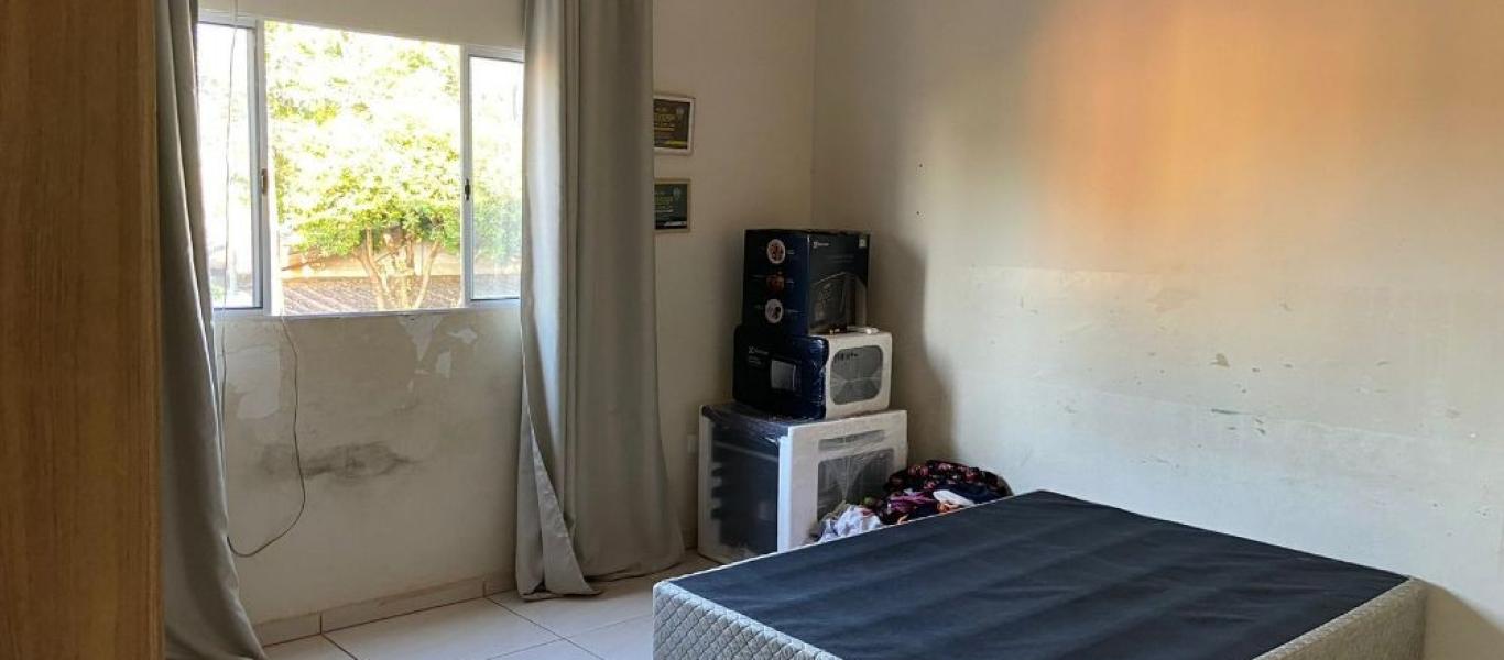 CASA NA Vila Ribeiro em Assis