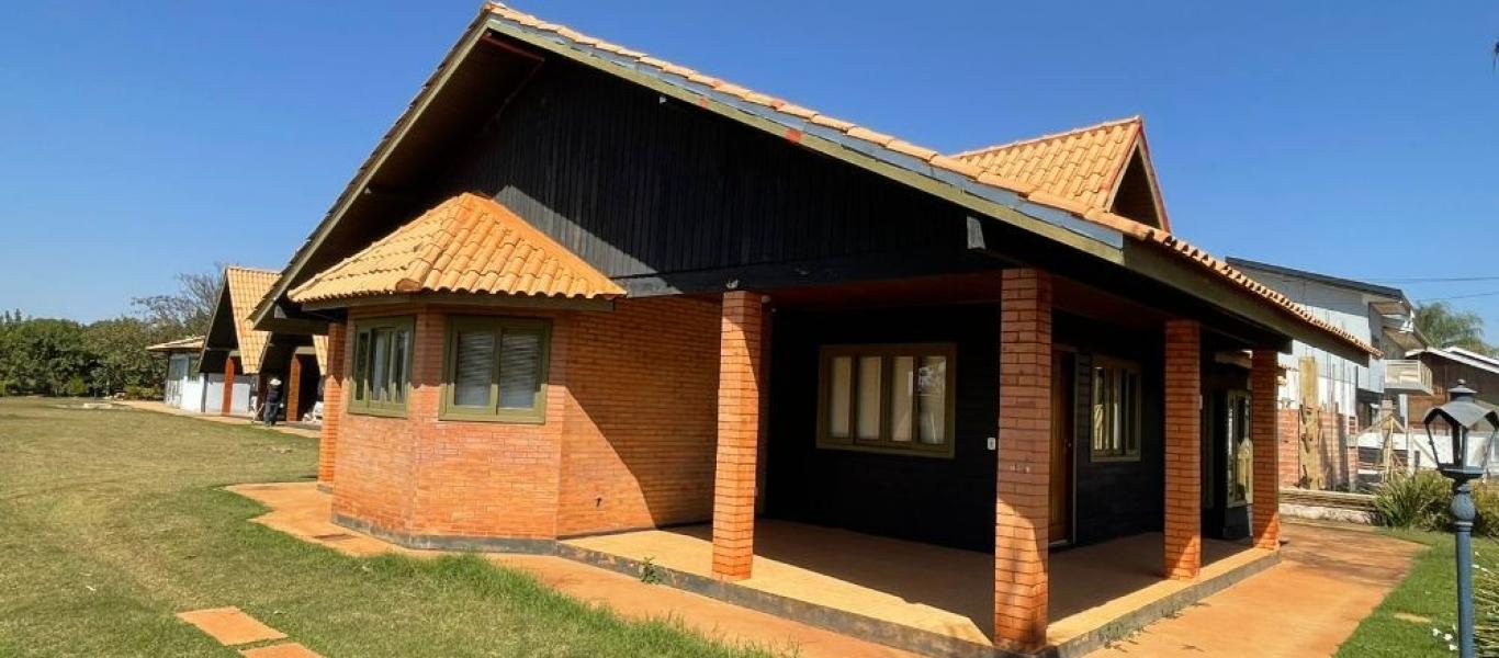 CHÁCARA NO RESIDENCIAL VILLA BELLA em CÂNDIDO MOTA