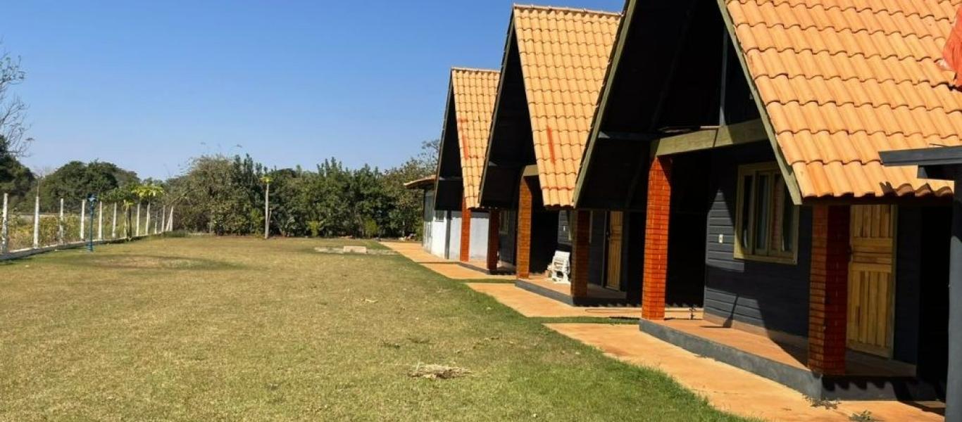 CHÁCARA NO RESIDENCIAL VILLA BELLA em CÂNDIDO MOTA