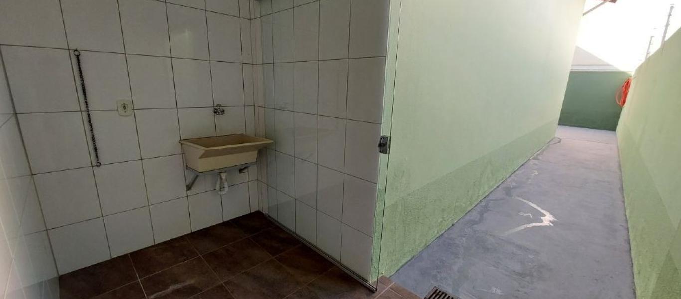 CASA NA Vila Clementina em Assis