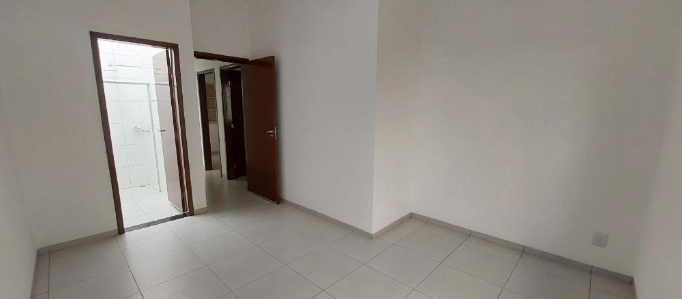 CASA NA Vila Clementina em Assis
