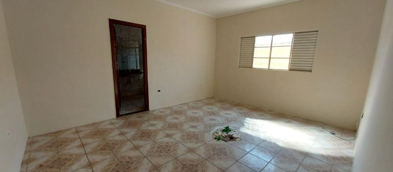 CASA NO Parque Universitário em Assis