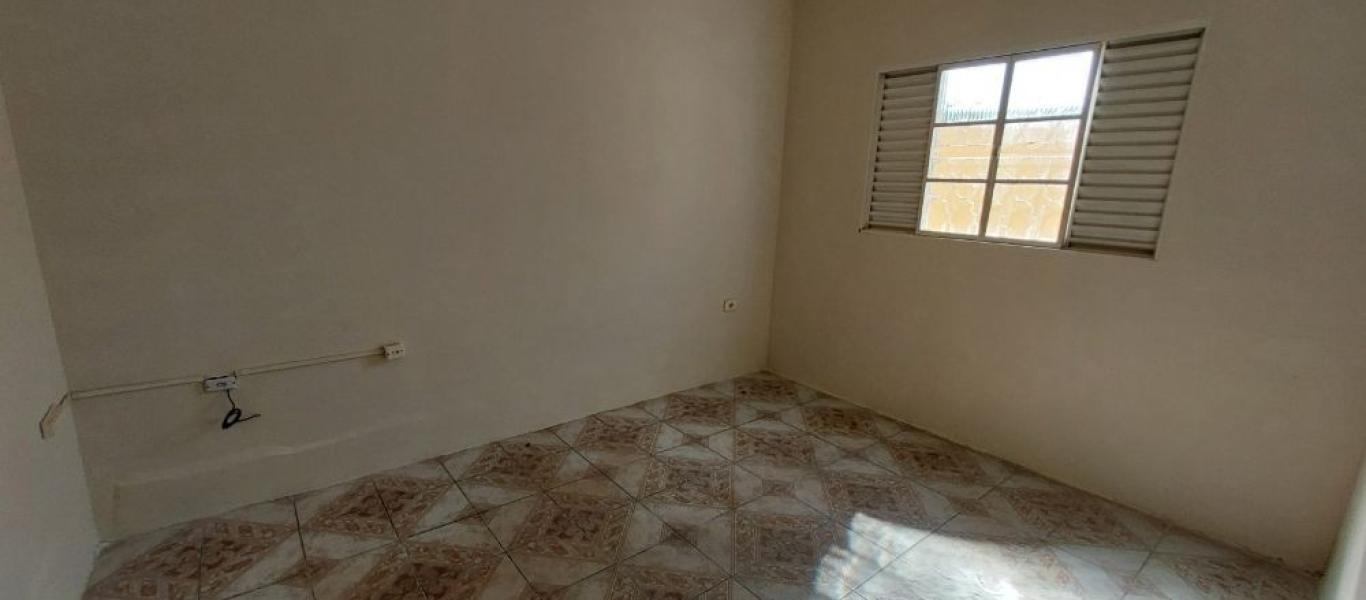 CASA NO Parque Universitário em Assis