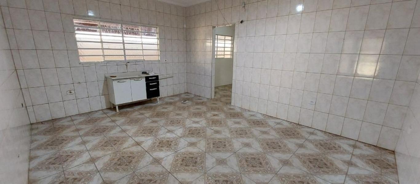 CASA NO Parque Universitário em Assis