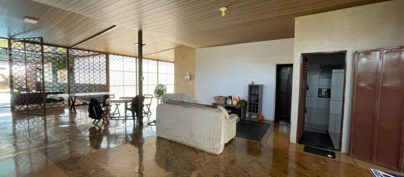 RANCHO NO RESIDENCIAL VILLA BELLA em CÂNDIDO MOTA