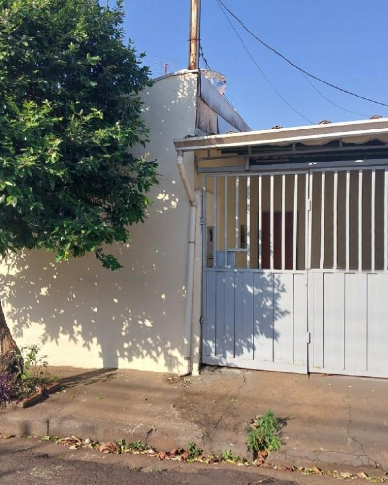 CASA NA Vila Clementina em Assis