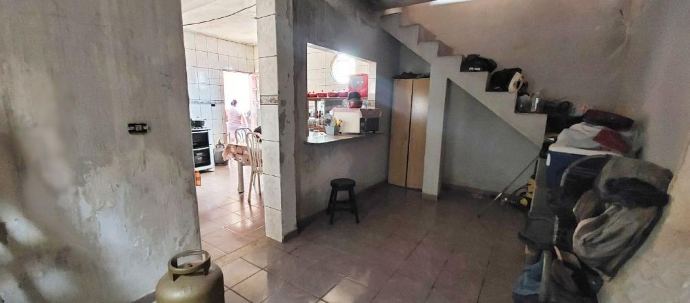 CASA NA COHAB DA RODOVIÁRIA em Assis