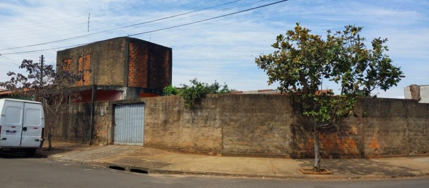 CASA NA COHAB DA RODOVIÁRIA em Assis