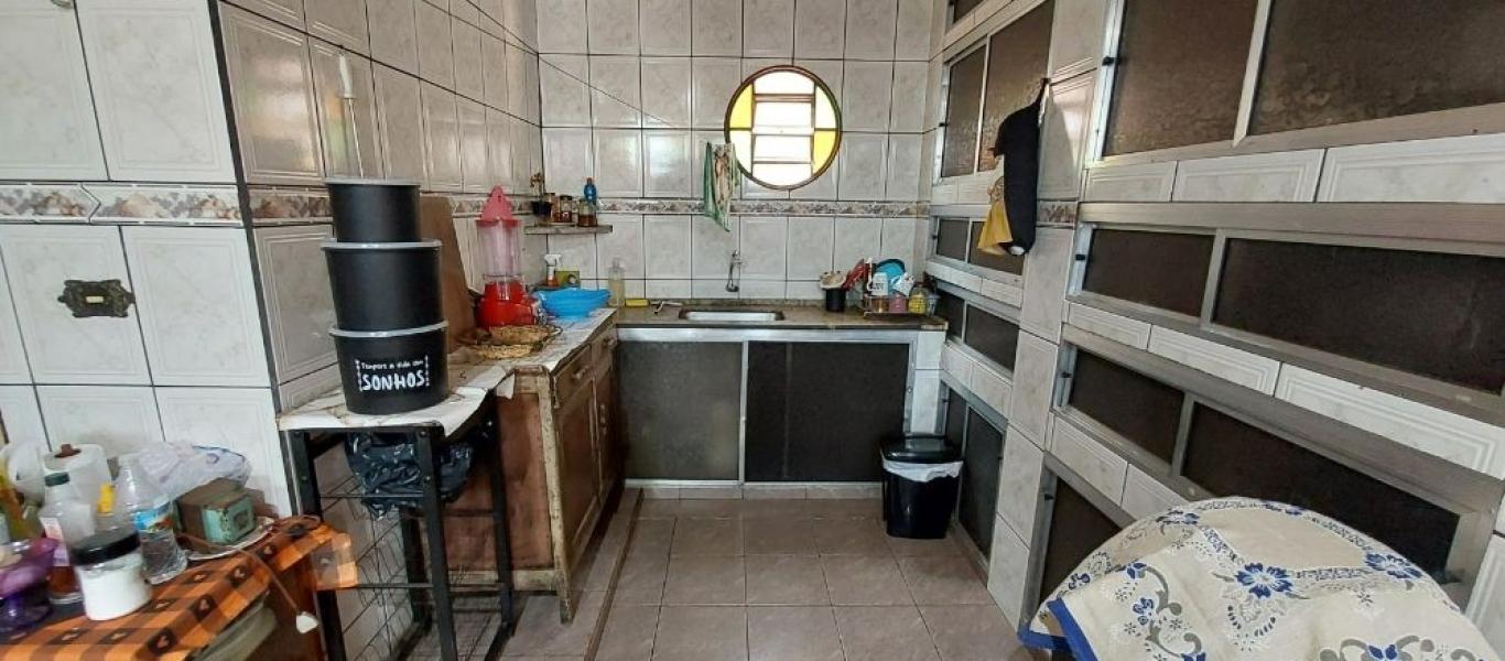 CASA NA COHAB DA RODOVIÁRIA em Assis