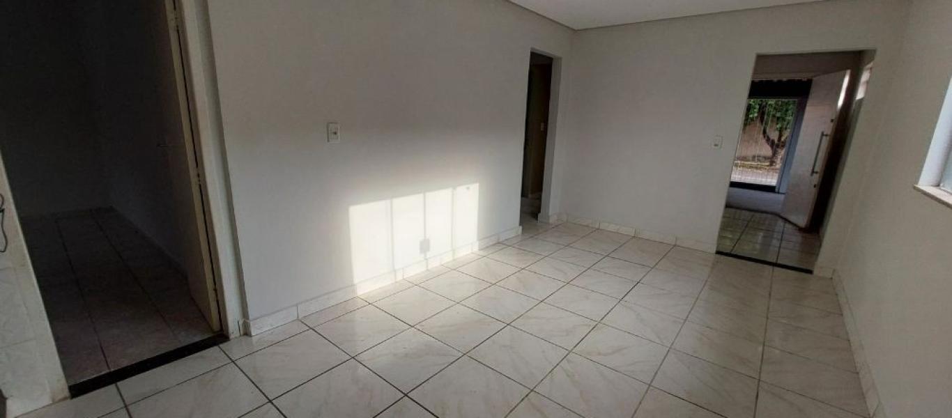 CASA NA Conjunto Habitacional Assis IV em Assis