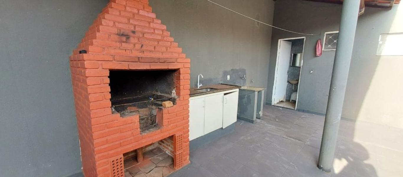 CASA NA Conjunto Habitacional Assis IV em Assis