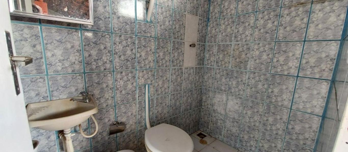 CASA NA Conjunto Habitacional Assis IV em Assis