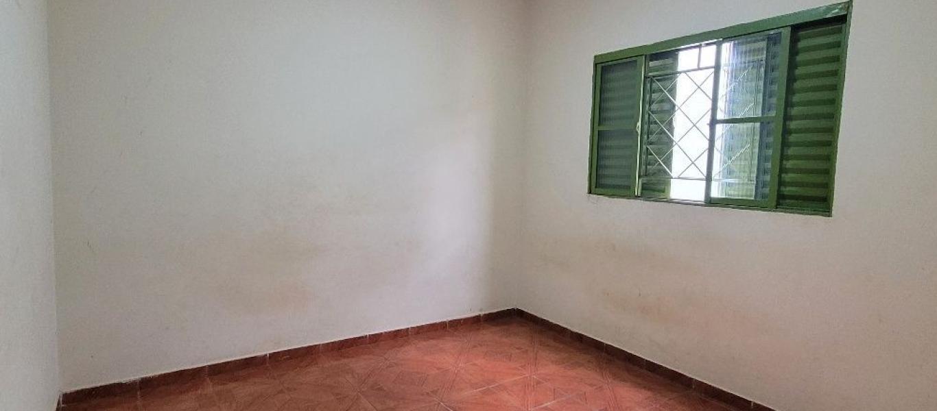 CASA NO Parque das Flores em Assis