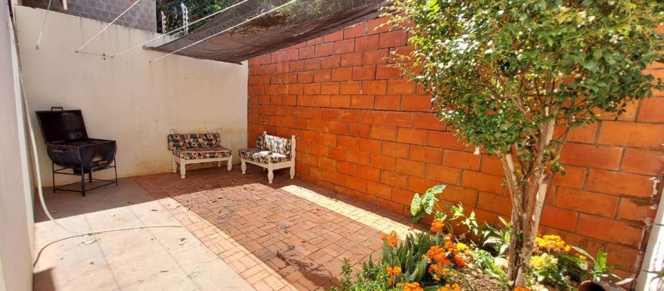 CASA NO RESIDENCIAL VIVERDE em Assis