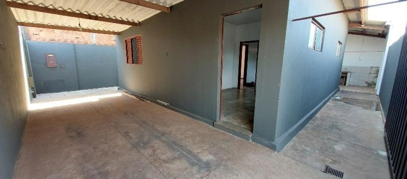 CASA NA Vila Progresso em Assis