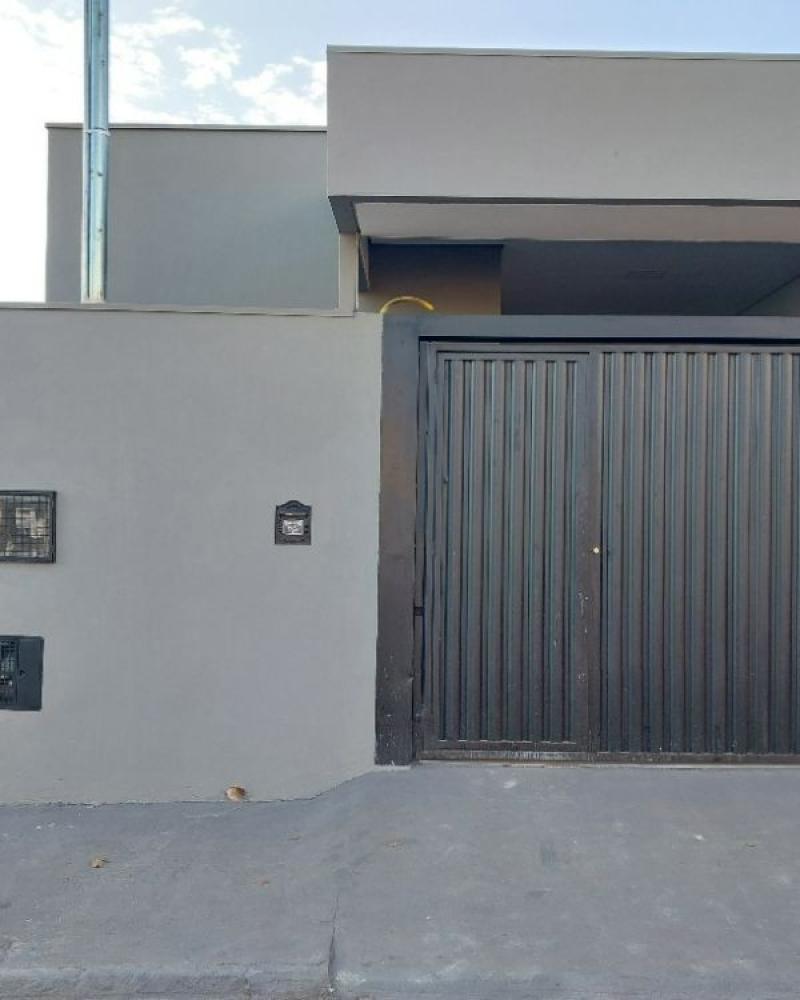 CASA NA Vila Progresso em Assis