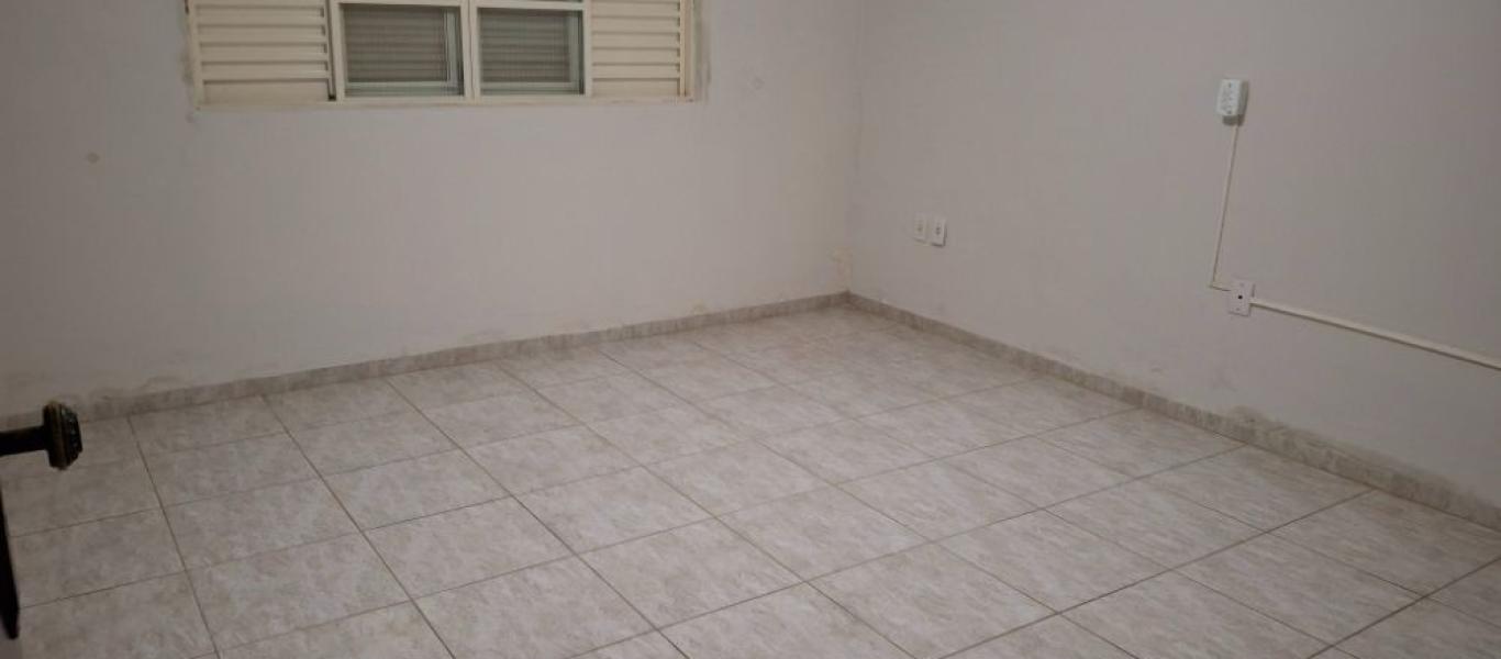 CASA NA Vila Santa Cecília em Assis