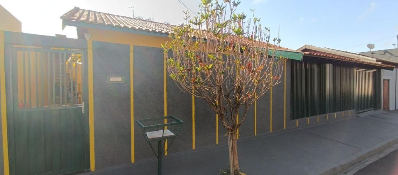 CASA NA Vila Ribeiro em Assis