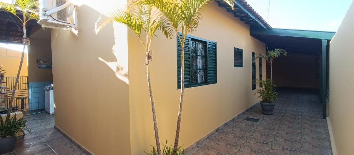 CASA NA Vila Ribeiro em Assis